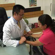 Exame-pulso-Dr.-Song-Nan-Hua-CRM-15399-DF-Especialista-em-Acupuntura-5