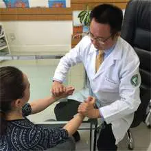 Exame-pulso-Dr.-Song-Nan-Hua-CRM-15399-DF-Especialista-em-Acupuntura-7